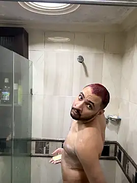 Snapshot of __Damian___ chatting on September 2025 10:43:01 PM Damian online show from September 2025 10:43:01 PM