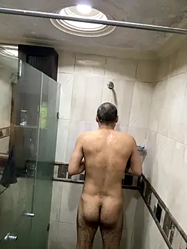 Snapshot of __Damian___ chatting on October 2025 09:48:01 PM Damian online show from October 2025 09:48:01 PM