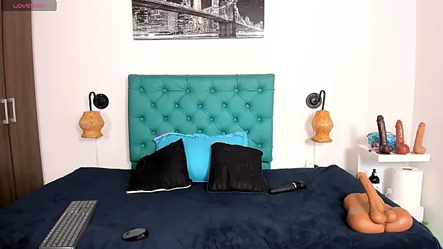 Snapshot of juliana_13 chatting on November 2025 07:15:01 PM juliana 13 online show from November 2025 07:15:01 PM