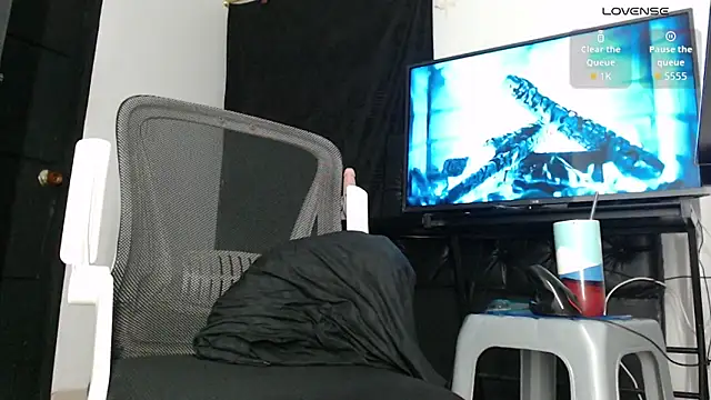 Snapshot of Black_penis25 chatting on October 2025 05:06:01 AM Black penis25 online show from October 2025 05:06:01 AM