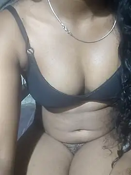 Snapshot of POOJA999 chatting on October 2025 09:02:02 PM POOJA999 online show from October 2025 09:02:02 PM