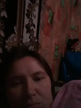 Romashka33011 online show from November 2025 06:10:01 PM