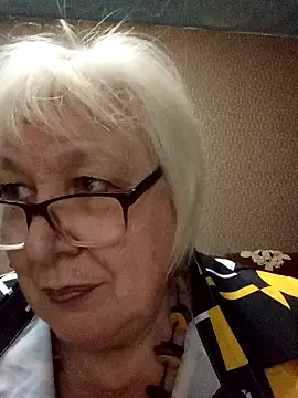 Snapshot of Alexia64231 chatting on November 2025 06:57:02 PM Alexia64231 online show from November 2025 06:57:02 PM