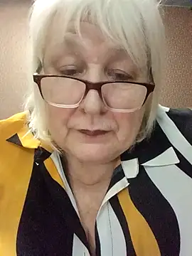 Snapshot of Alexia64231 chatting on November 2025 03:34:01 PM Alexia64231 online show from November 2025 03:34:01 PM