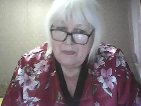 Alexia64231 online show from April 2026 02:25:02 PM