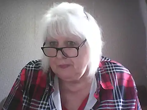 Alexia64231 online show from April 2026 11:21:01 AM