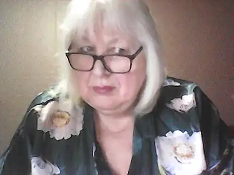 Alexia64231 online show from April 2026 10:37:02 PM