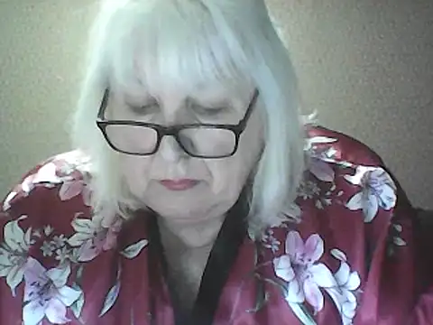 Alexia64231 online show from April 2026 02:56:01 PM