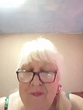 Snapshot of Alexia64231 chatting on July 2026 02:02:01 PM Alexia64231 online show from July 2026 02:02:01 PM