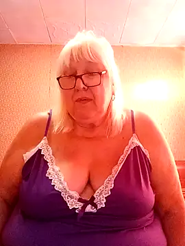 Snapshot of Alexia64231 chatting on July 2026 03:21:01 AM Alexia64231 online show from July 2026 03:21:01 AM