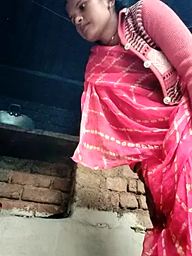 Snapshot of Sanjna_cuty chatting on December 2025 01:32:02 AM Sanjna cuty online show from December 2025 01:32:02 AM