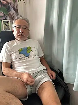 Snapshot of gholly2007 chatting on October 2025 03:27:02 AM gholly2007 online show from October 2025 03:27:02 AM