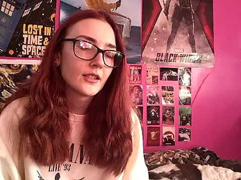 Snapshot of ivysplayhouse chatting on September 2025 08:41:01 AM ivysplayhouse online show from September 2025 08:41:01 AM