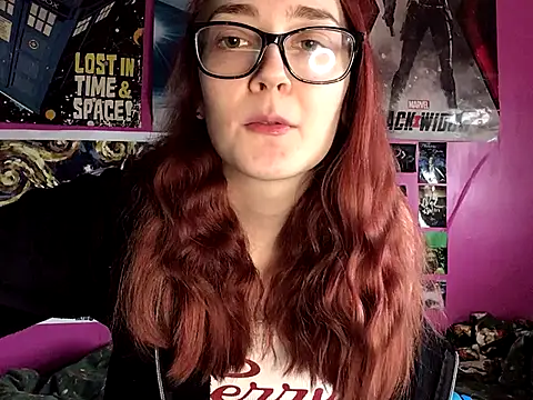 Snapshot of ivysplayhouse chatting on October 2025 10:57:02 AM ivysplayhouse online show from October 2025 10:57:02 AM