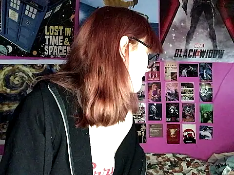 Snapshot of ivysplayhouse chatting on October 2025 12:46:01 PM ivysplayhouse online show from October 2025 12:46:01 PM