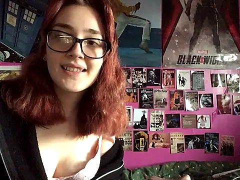 Snapshot of ivysplayhouse chatting on October 2025 11:33:02 AM ivysplayhouse online show from October 2025 11:33:02 AM