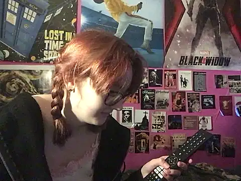 Snapshot of ivysplayhouse chatting on November 2025 05:48:02 PM ivysplayhouse online show from November 2025 05:48:02 PM