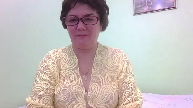 Snapshot of Galina56301 chatting on November 2025 08:18:01 PM Galina56301 online show from November 2025 08:18:01 PM
