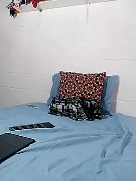 oxxy jean online show from May 2026 12:32:02 PM