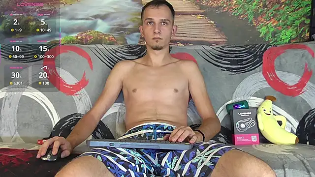 Snapshot of AxelMassimo chatting on September 2025 02:49:02 AM AxelMassimo online show from September 2025 02:49:02 AM