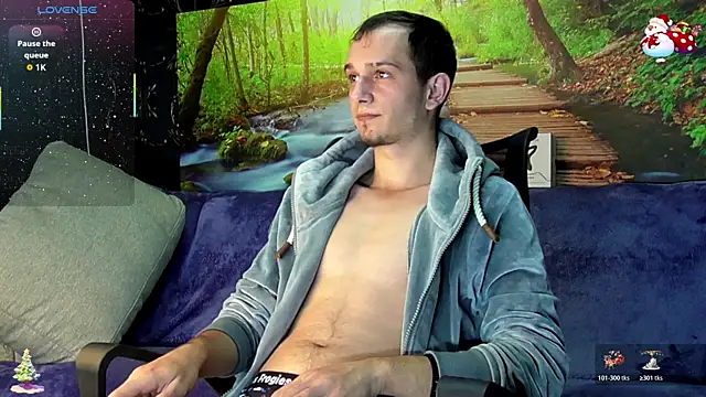 Snapshot of AxelMassimo chatting on November 2025 03:49:02 AM AxelMassimo online show from November 2025 03:49:02 AM