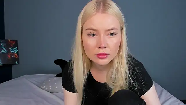 Lillie Berry online show from June 2026 04:17:02 AM