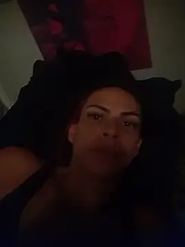 Snapshot of Veronnaink chatting on October 2025 03:36:02 AM Veronnaink online show from October 2025 03:36:02 AM