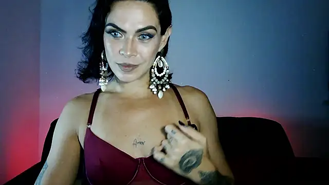 Veronnaink online show from May 2026 12:15:01 AM