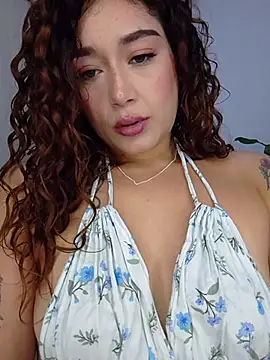 Snapshot of LilithAmber11 chatting on November 2025 03:50:02 AM LilithAmber11 online show from November 2025 03:50:02 AM