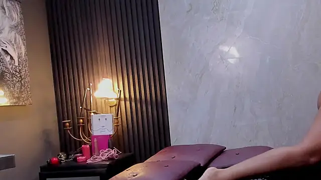 AlliceJelany online show from February 2026 07:26:01 PM