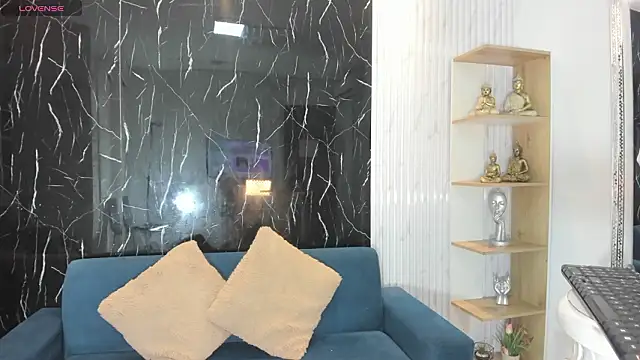 Snapshot of Nini_Beyker chatting on March 2026 12:27:01 PM Nini Beyker online show from March 2026 12:27:01 PM