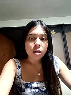 Snapshot of VioletaBliss1 chatting on November 2025 01:49:02 AM VioletaBliss1 online show from November 2025 01:49:02 AM