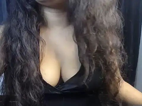 mary jones6 online show from December 2025 06:01:02 PM