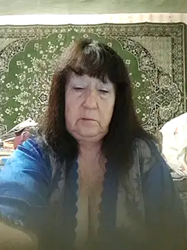 CrystalLime6411 online show from November 2025 10:19:01 PM