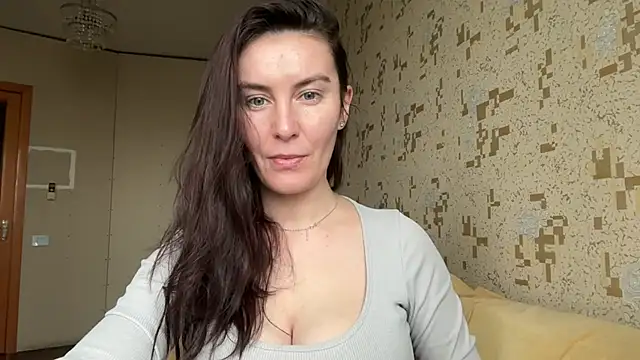 KatalinaQE online show from February 2026 08:52:01 AM