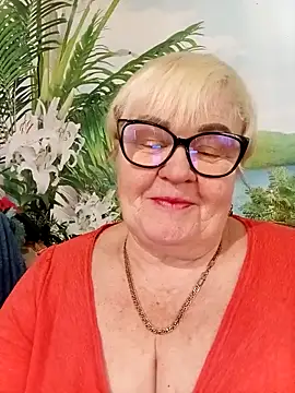 VioletSweet5566 online show from February 2026 10:16:01 AM