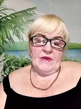 VioletSweet5566 online show from May 2026 05:51:02 PM