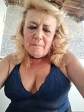 Belladama61 online show from February 2026 04:43:02 PM