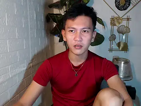 Snapshot of RalfAsian25 chatting on May 2026 03:41:02 PM RalfAsian25 online show from May 2026 03:41:02 PM