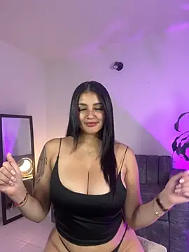 Julieta92  online show from October 2025 11:05:01 PM