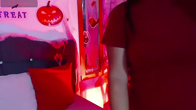 SamantaSweett  online show from October 2025 01:01:01 PM