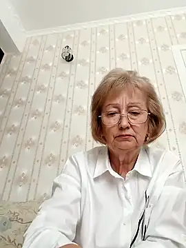 AlikaSwan5821 online show from September 2025 12:52:01 PM