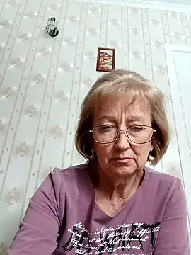 AlikaSwan5821 online show from September 2025 01:16:02 PM