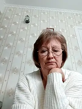 AlikaSwan5821 online show from March 2026 02:43:01 PM