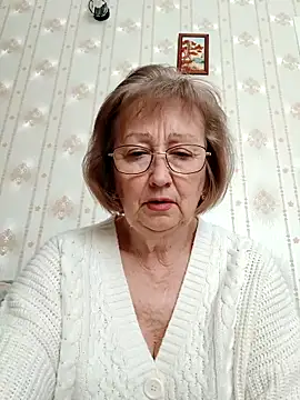 AlikaSwan5821 online show from March 2026 12:33:01 PM