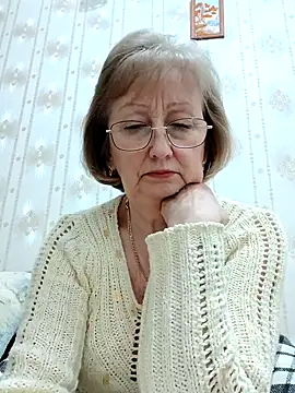 AlikaSwan5821 online show from March 2026 10:02:01 PM