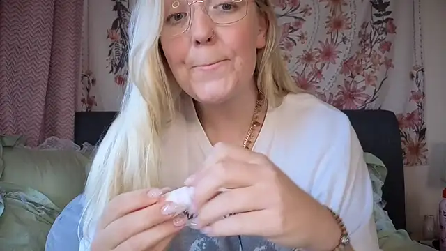 Snapshot of Daisyxoxo_ chatting on November 2025 09:41:01 AM Daisyxoxo online show from November 2025 09:41:01 AM