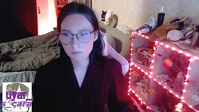 s cara online show from October 2025 03:04:01 PM