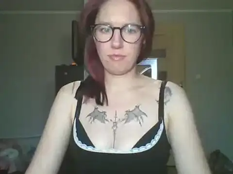 Snapshot of JudyFetish chatting on September 2025 06:13:01 AM JudyFetish online show from September 2025 06:13:01 AM