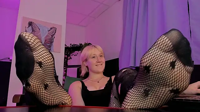 Snapshot of CinBellamy chatting on September 2025 05:55:02 AM CinBellamy online show from September 2025 05:55:02 AM